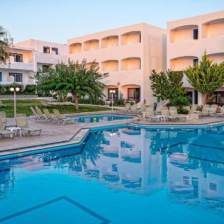 Adel Paradise Adelianos Kampos Exterior photo