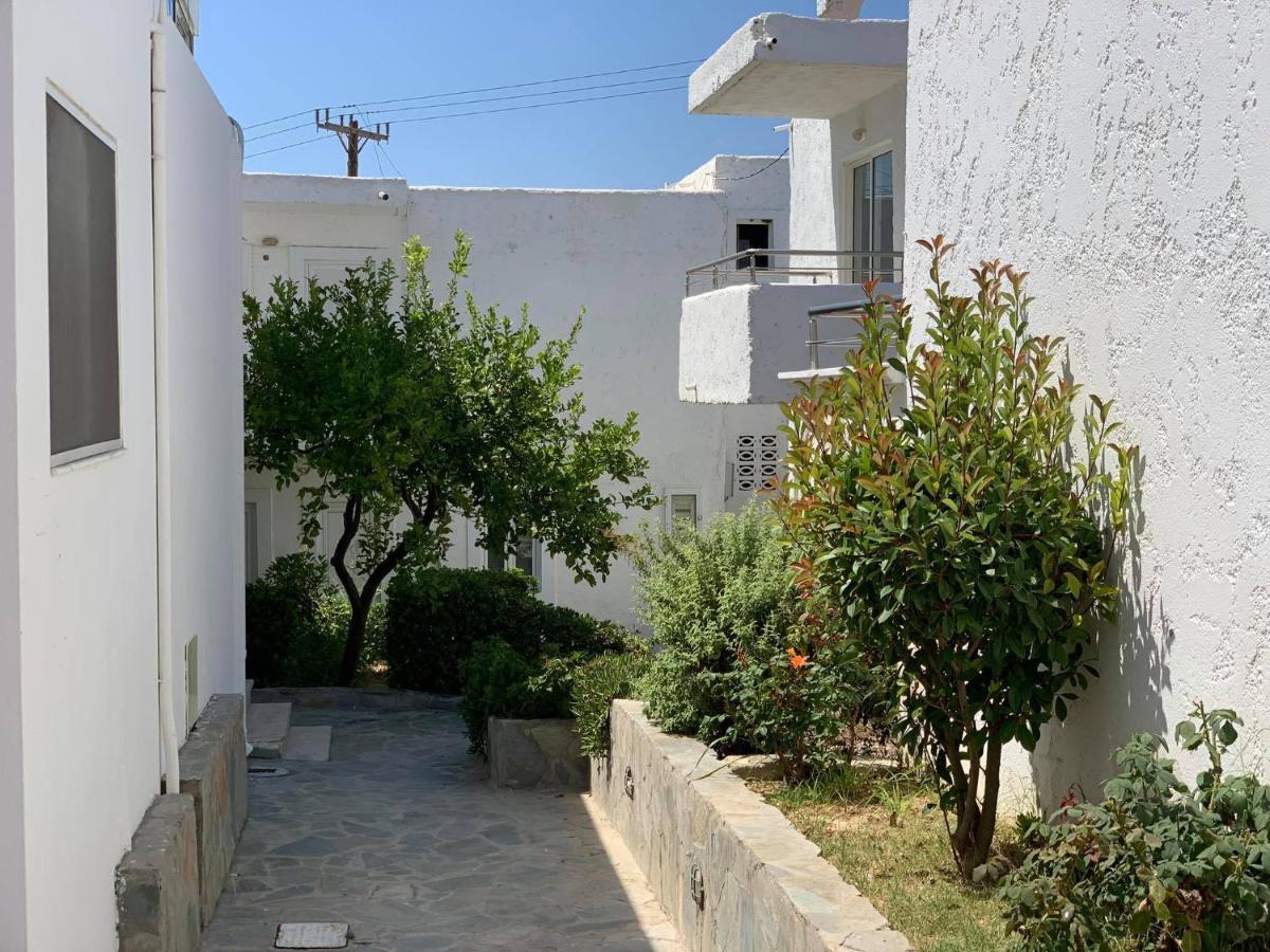 Adel Paradise Adelianos Kampos Exterior photo