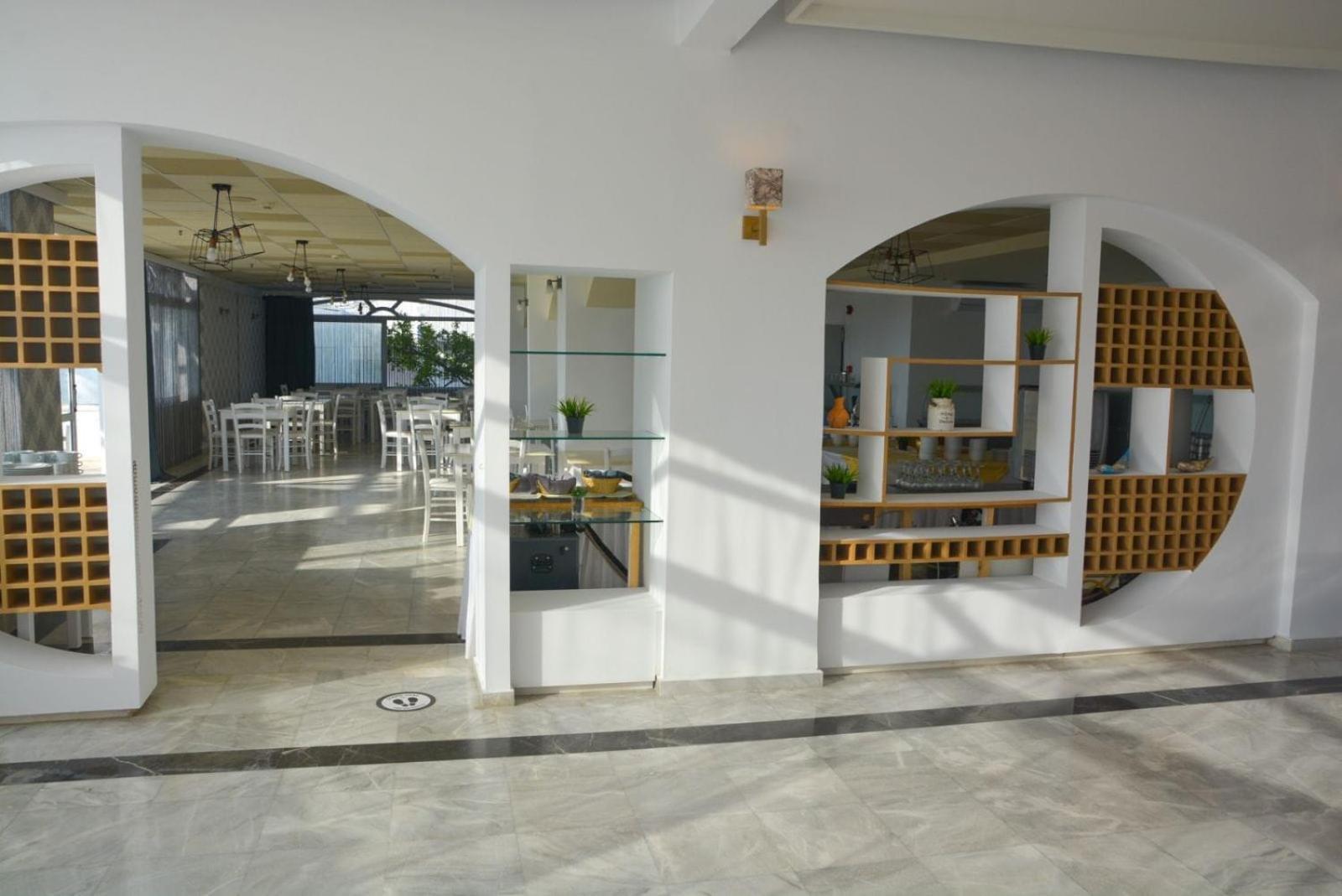 Adel Paradise Adelianos Kampos Exterior photo