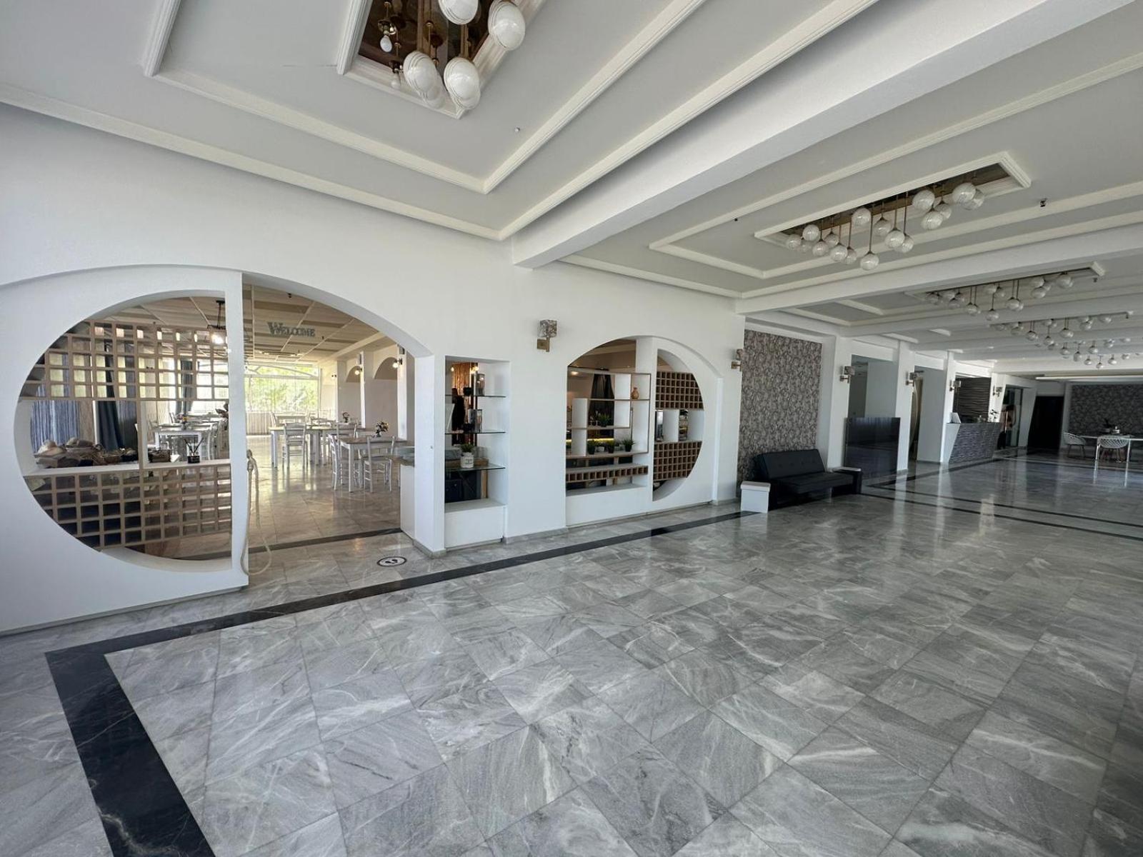 Adel Paradise Adelianos Kampos Exterior photo