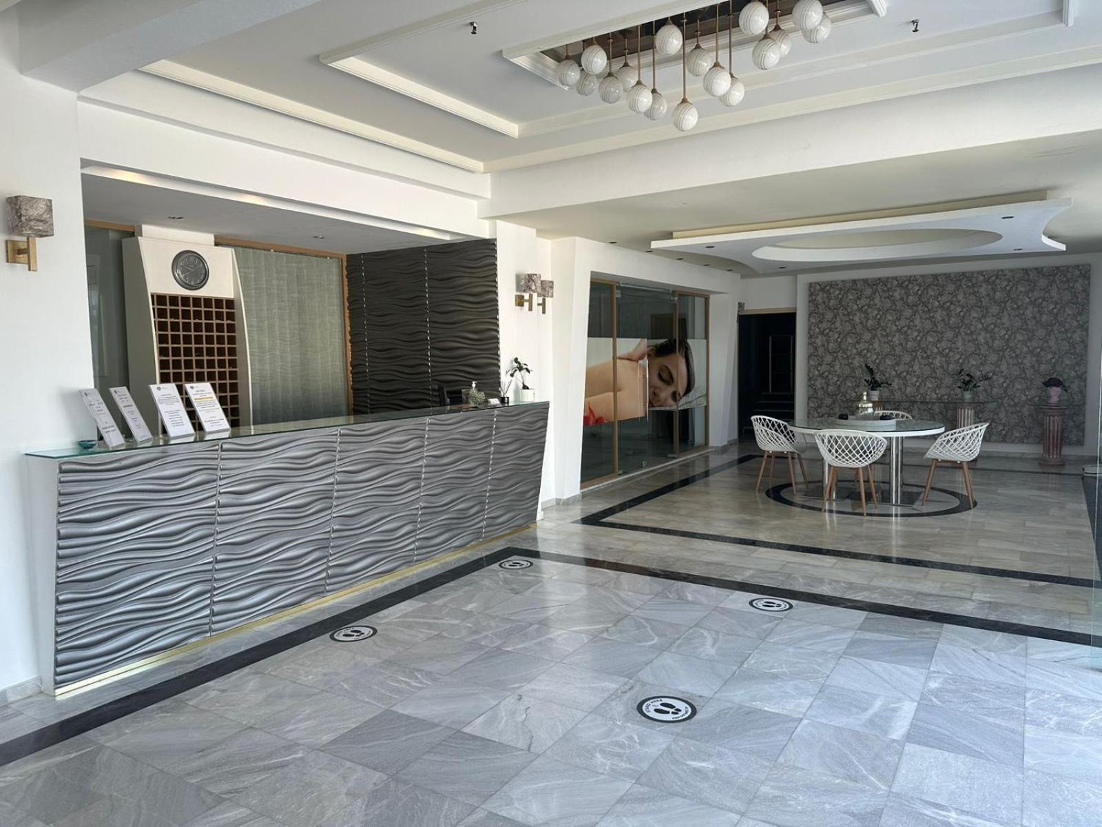 Adel Paradise Adelianos Kampos Exterior photo