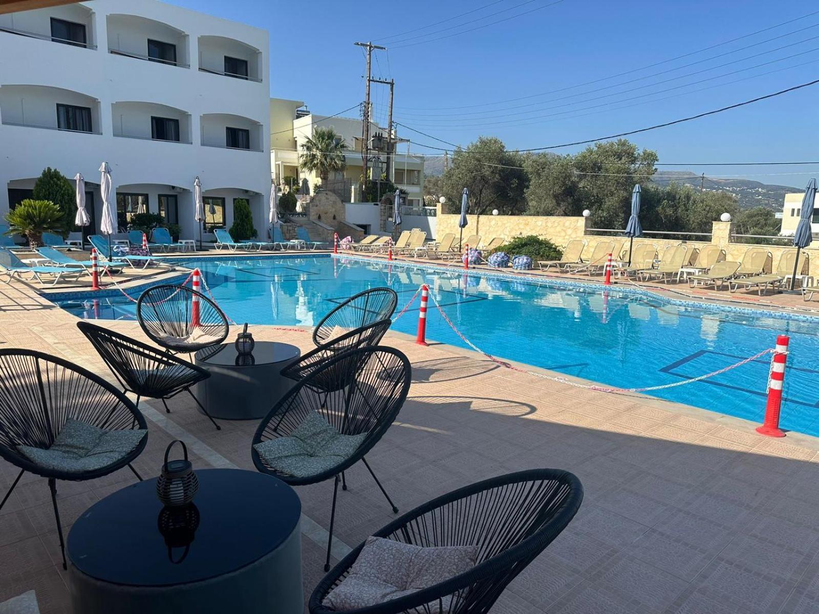 Adel Paradise Adelianos Kampos Exterior photo
