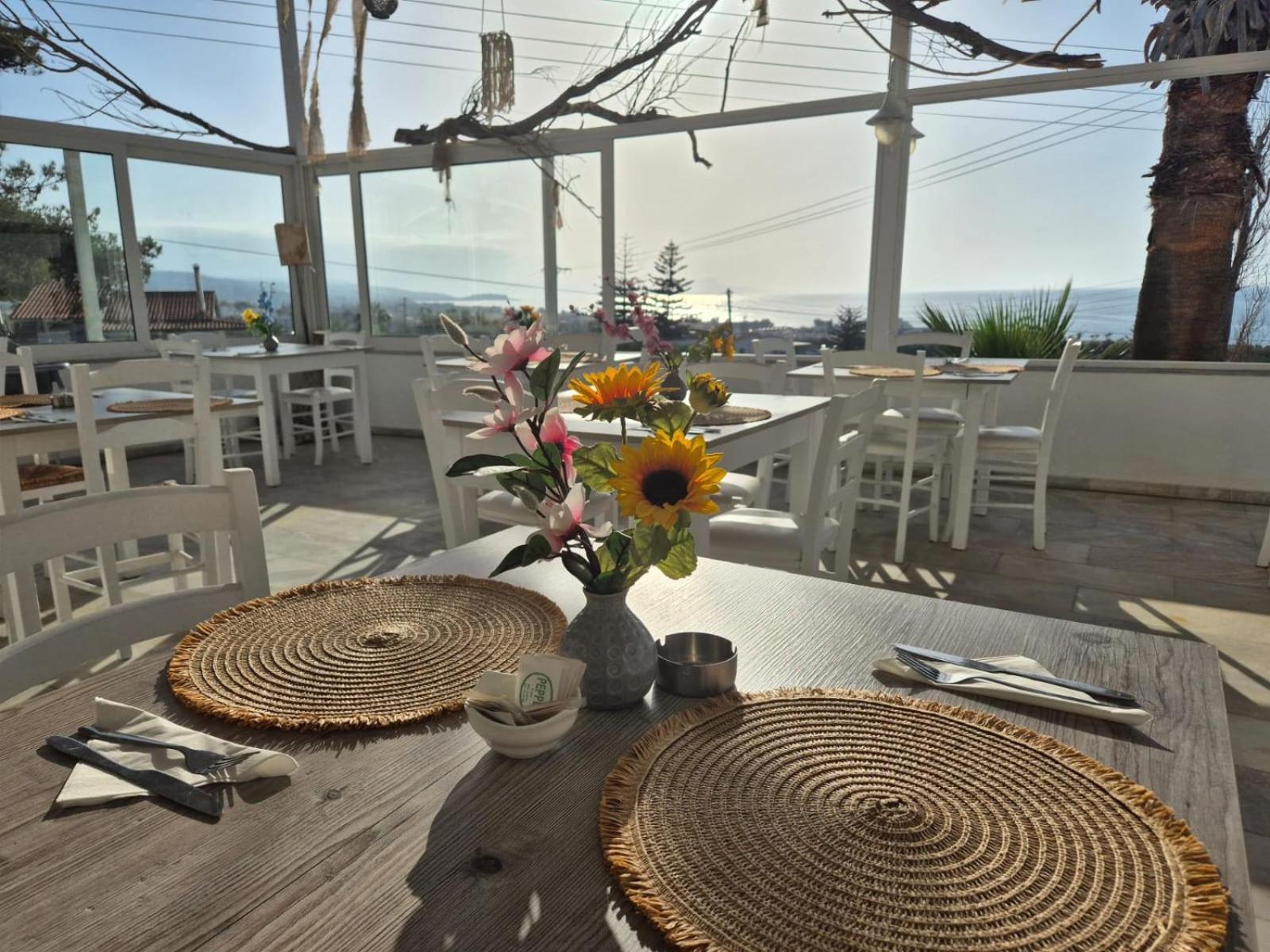 Adel Paradise Adelianos Kampos Exterior photo
